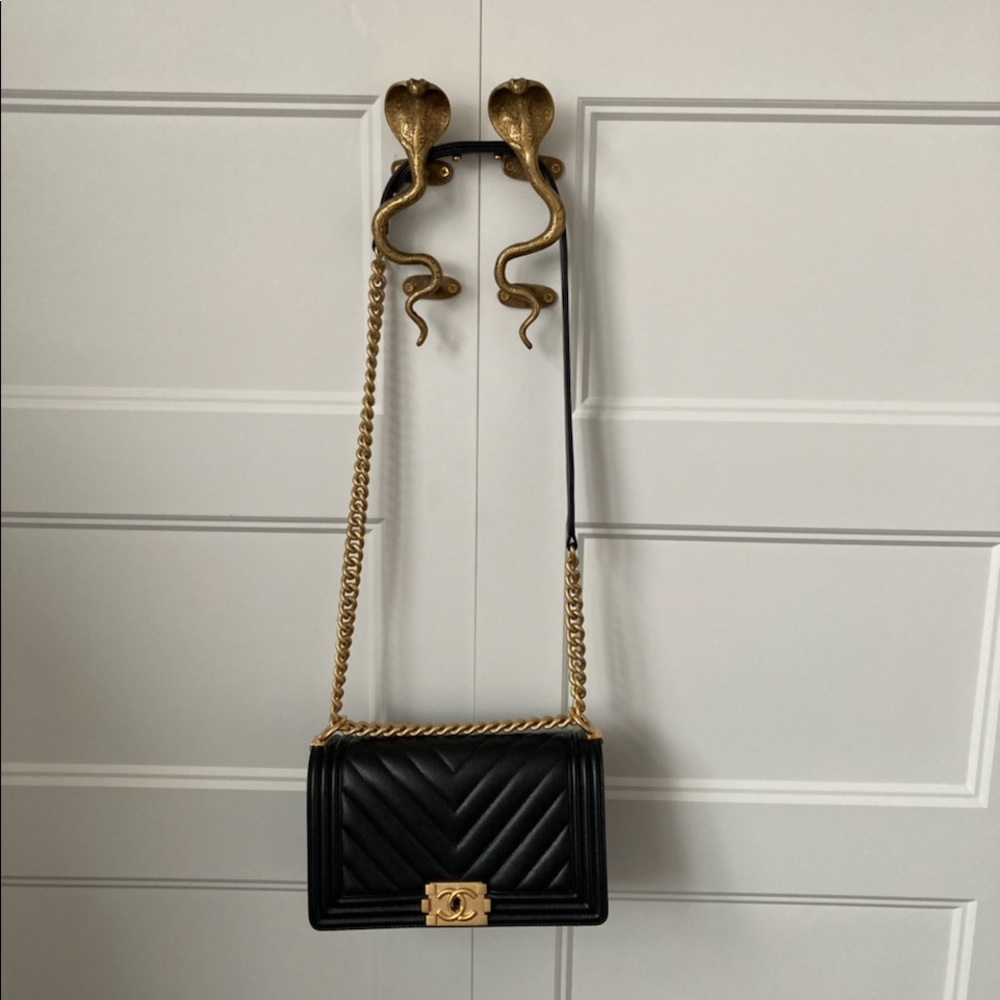 NWOT Chanel Lambskin Boy Bag in Medium